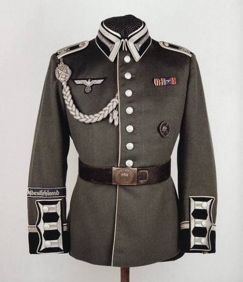 纳粹军服标志图片